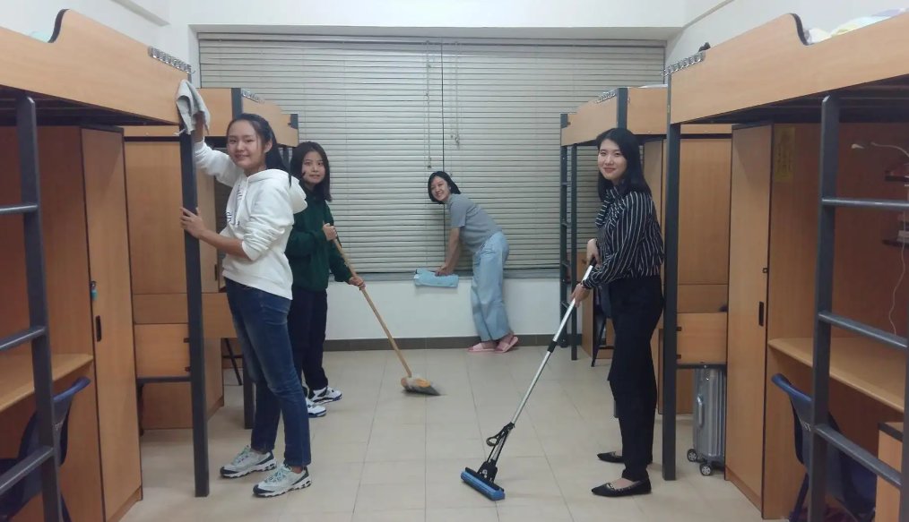 大学生在宿舍里应该怎么做？