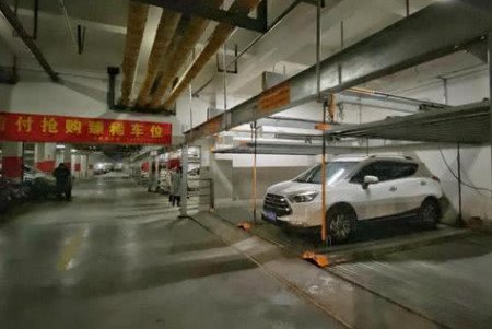 石家庄一业主花12万买子母车位后开发商反悔，开发商能临时反悔吗？