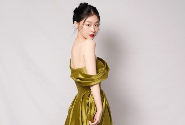 “我们永远在一起”李佳琦深夜表白，高调“结婚”，他和金靖又是什么关系？