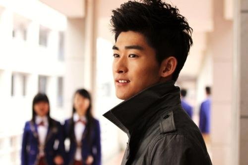 《一起来看流星雨》播出十年了，为什么除了男女主，其他人都不温不火？