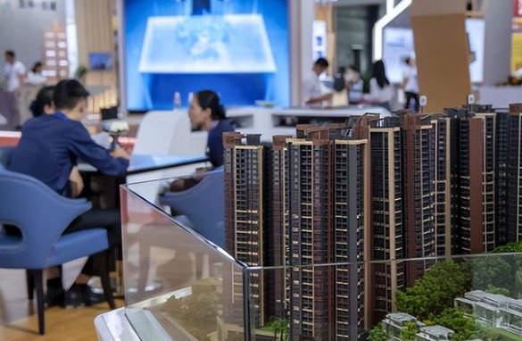 百城房价环比继续下跌，房价疲软的背后反映了哪些问题？