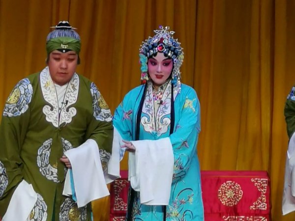 凤还巢京剧剧情简介