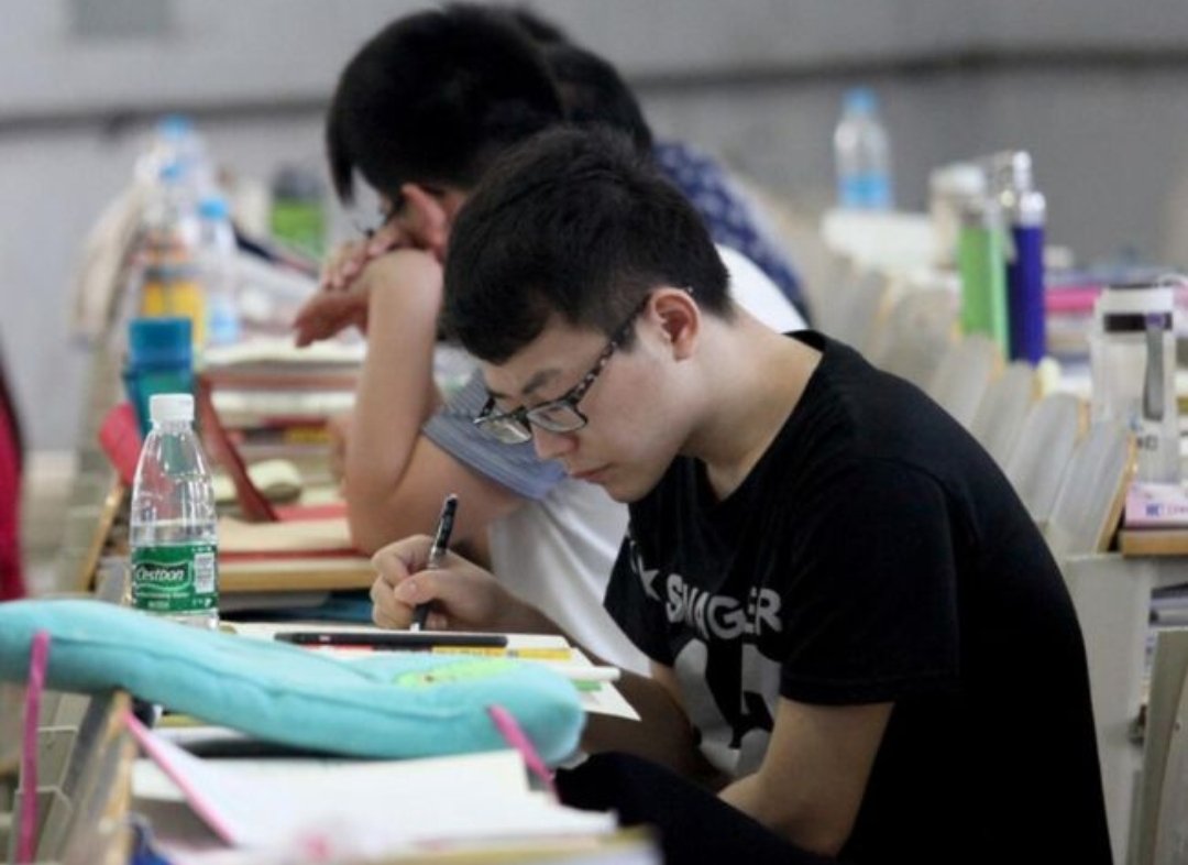 高考657分能不能复读啊？