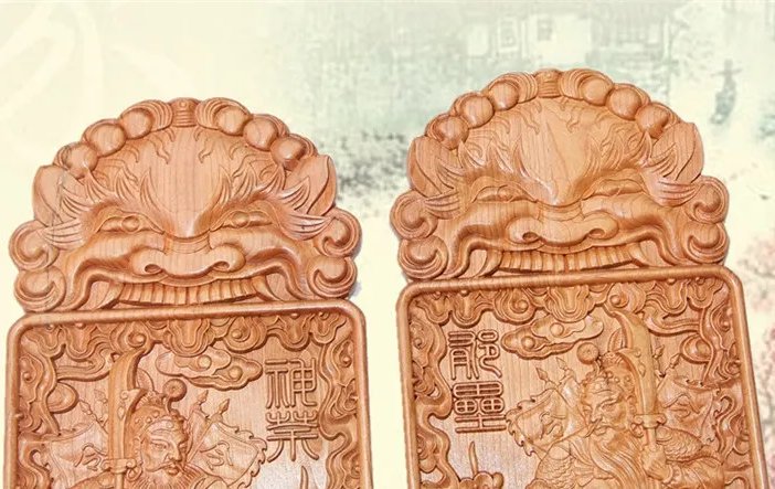 最早的门神是雕刻的还是陶泥烧制的