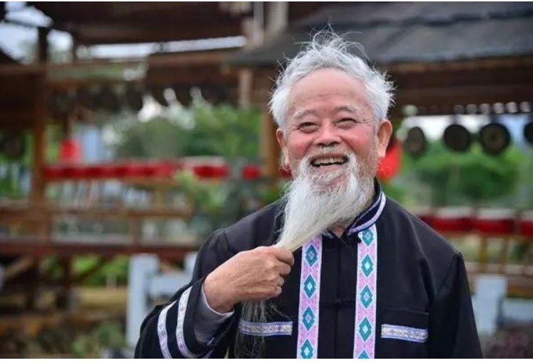 世界第二长寿老人露西尔·兰登战胜新冠，为何他仅仅三周就完全治愈了？