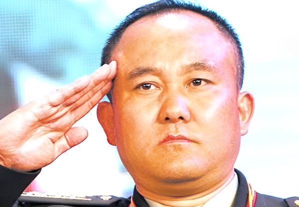 将郎铮救出来的人是谁