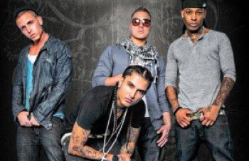 booty music歌词英文翻译