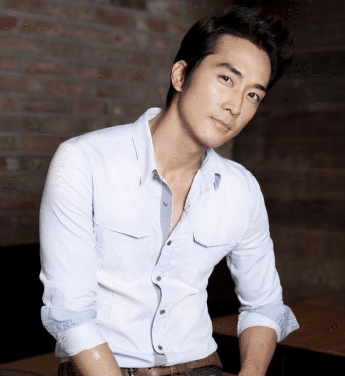 韩国国民妖精官宣怀孕，40岁怀上双胞胎，嫁韩国国手已4年，你怎么看？