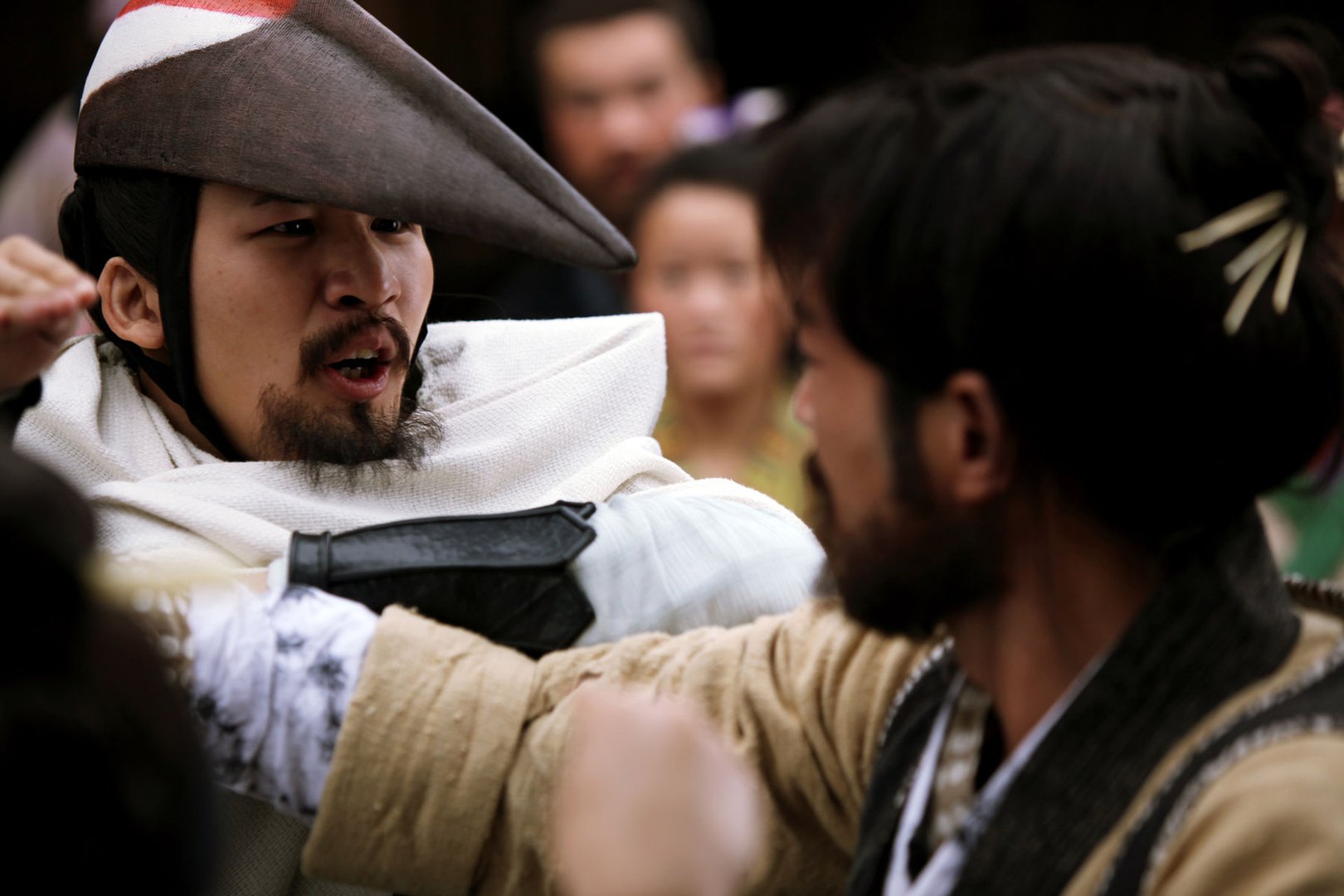 神奇侠侣的电影剧情