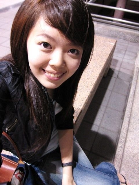 黄鸿升的妹妹是谁?