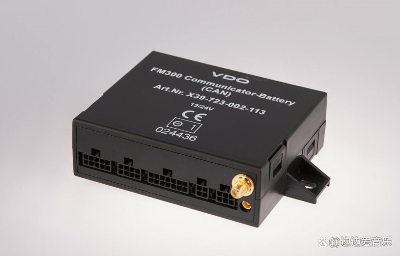 东航失事客机黑匣子约3块砖大小,黑匣子这么高掉下来为什么不会坏?