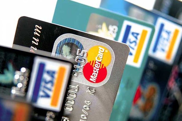 如何看待11年前信用卡透支200如今要还3万多这件事？