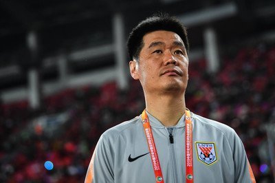 国足世预赛连续7场不胜,为何李霄鹏却说出了国足球员值得表扬这句话?