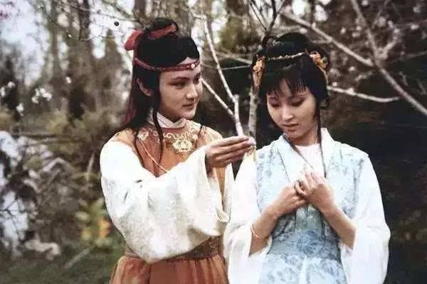 红楼梦中谁是最有才华的女子是谁