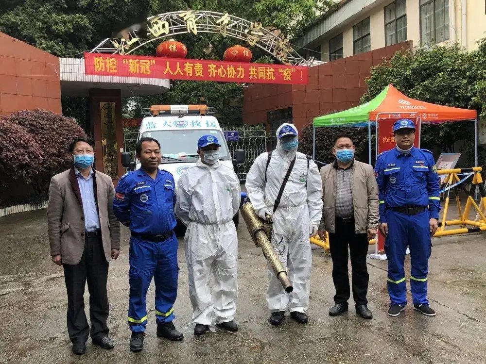 上海一防疫救援队员在执行任务时突然倒地牺牲,如何保障防疫人员的安全?