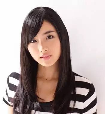 粉丝会辟谣石原里美将退圈从政，这是怎么回事？