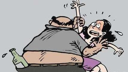 女子洗浴后休息，多次被袭胸，怒斥：不要脸，手都伸我衣服里了，你怎么看？