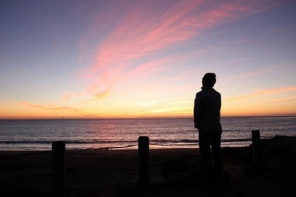 一个人要是把你的心伤透了,伤死了,还可以原谅他吗?