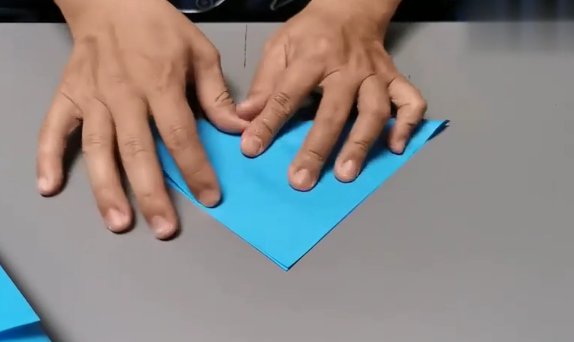 赛罗头镖的折法