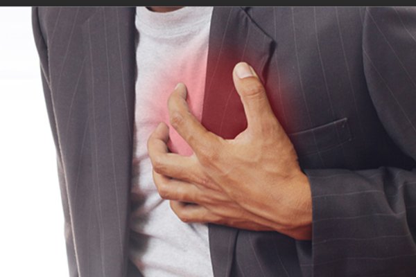 据日媒报道三浦春马父亲今年1月去世，曾做心脏手术，死因与心脏病有关吗？