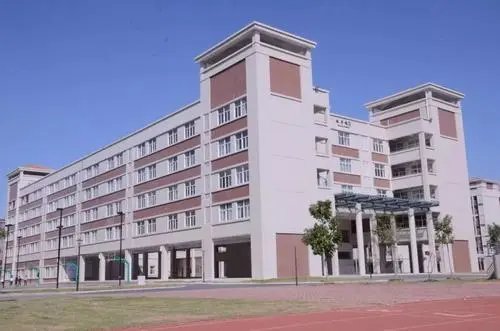 新华社还原成都49中学生坠亡事件，整个事件是怎样的？