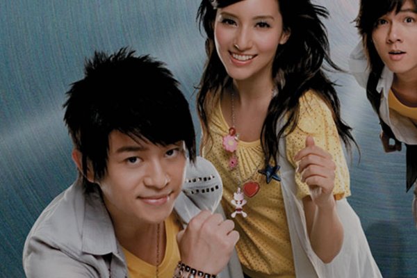 恶作剧之吻的插曲：靠近一点点和南拳妈妈的橘子汽水怎么是一个调？