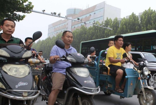 青岛男子辟谣被女友锤断肋骨,具体的情况是怎样的?