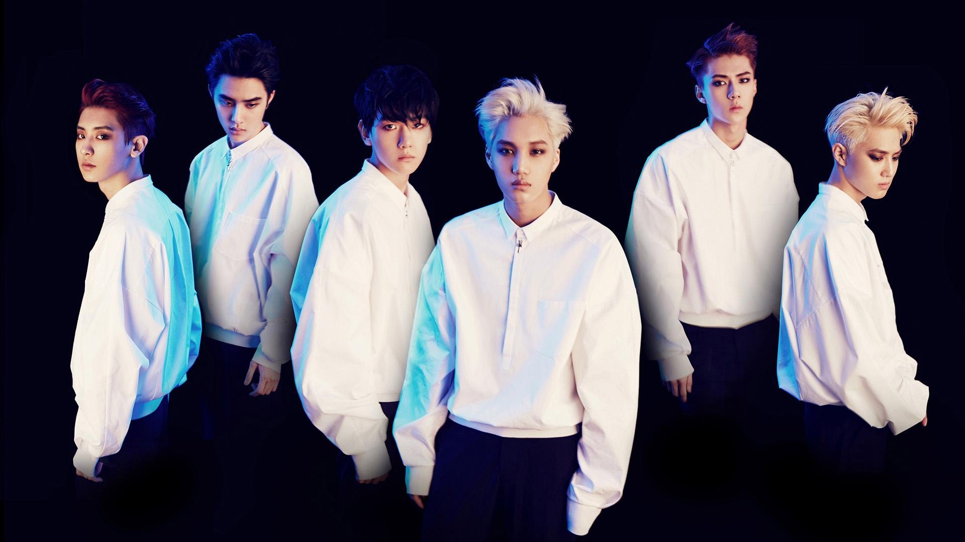 EXO摸头照只剩边伯贤、吴世勋了，这是这个组合怎样的一种传统？