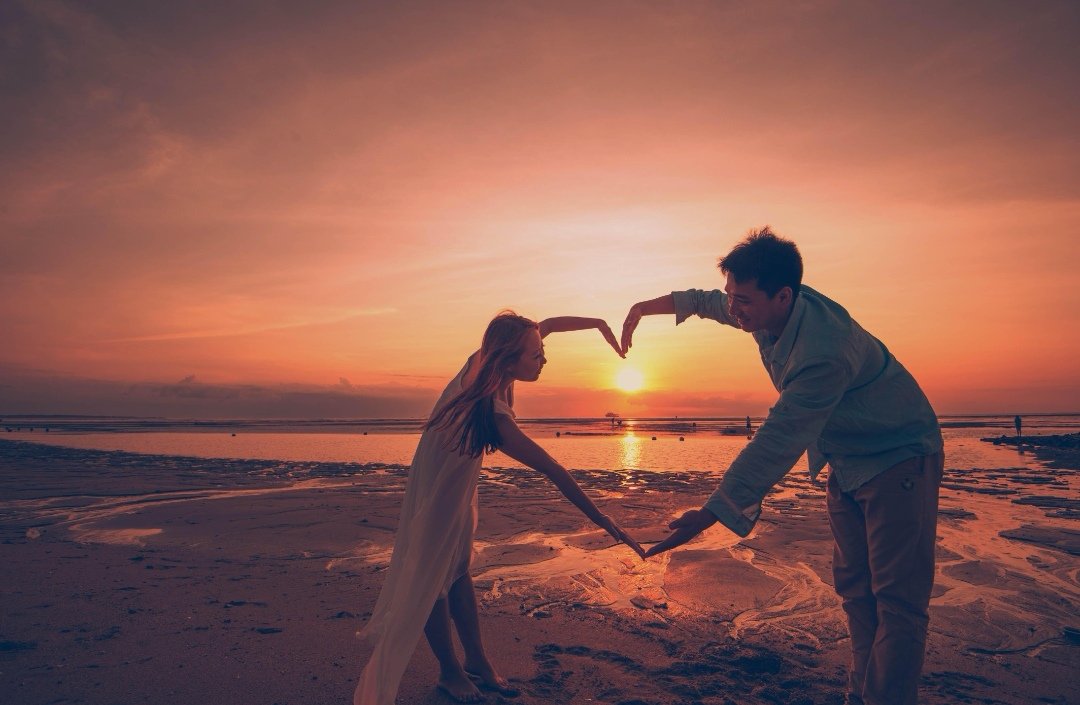 友谊和爱情哪个更重要？？