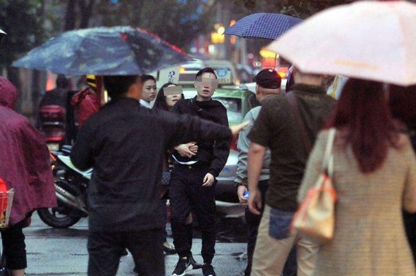 已婚男疑遭小三殴打致死，这个小三是否构成故意杀人罪？