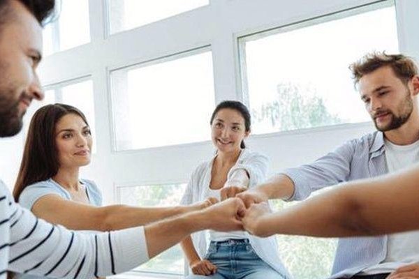 人与人早是怎么配的种