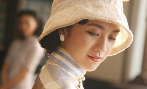 梁朝伟承认与汤唯假戏真做，汤唯毫不避讳说他很专业没叫替身，你怎么看？