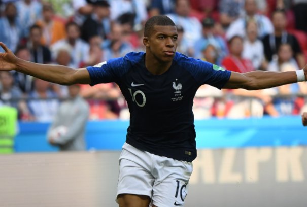 姆巴佩为射失点球道歉,你觉得他该道歉吗?