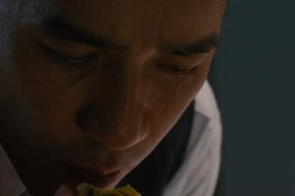 在电影《色戒》里,易先生对王佳芝是真感情么?