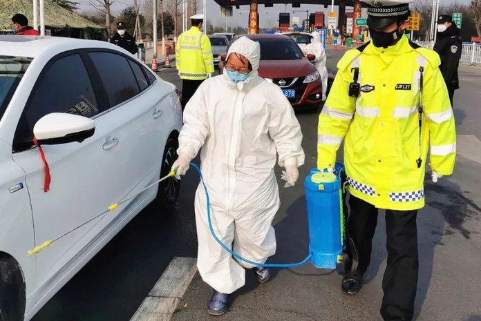 航拍疫情下的郑州，道路冷清空旷，当地的疫情目前处于什么阶段？