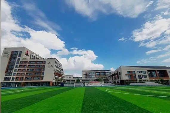 成成中学初中部在哪里