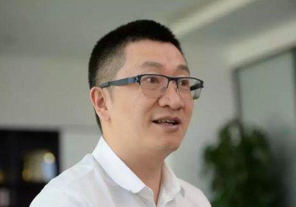 莲花资本创始人邱浩因病离世，他都投资过哪些大牌？