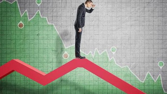 华谊兄弟3年巨亏62亿，股价跌去9成，是什么原因导致的？