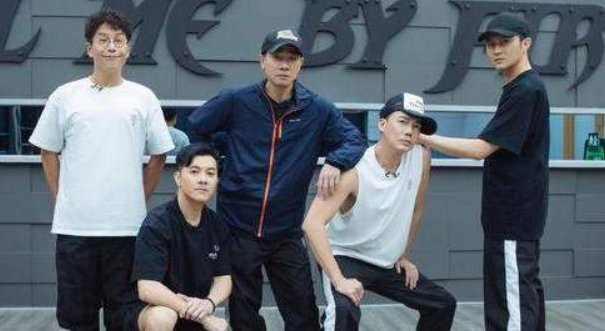 《披荆斩棘的哥哥》陈小春组为什么叫大湾区?