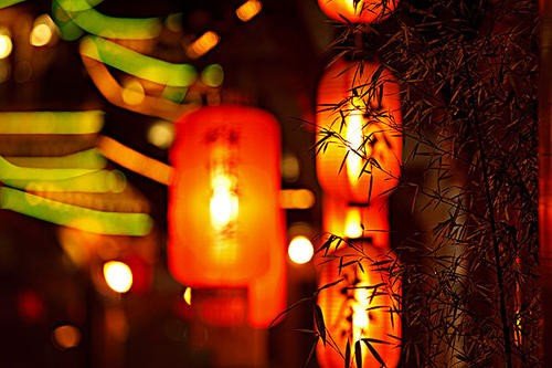 我国何时将农历正月初一定为春节