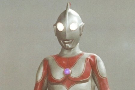 每个奥特曼都多少岁？