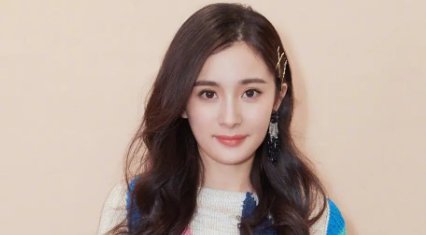 杨幂请《狐妖小红娘月红篇》剧组人员喝咖啡，她还有哪些暖心的行为？