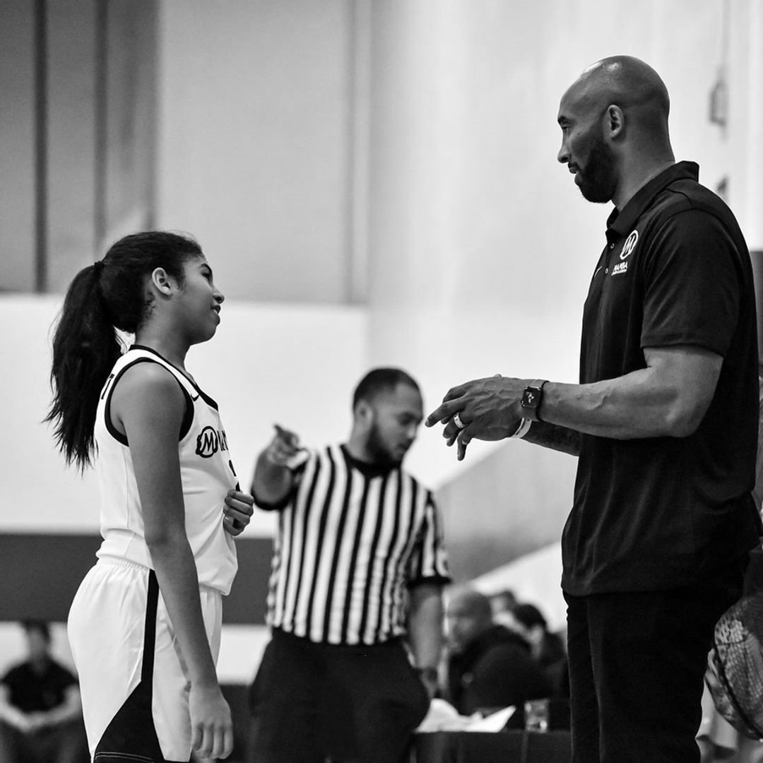 科比有几个孩子？科比逝世以后是由谁抚养他的孩子？