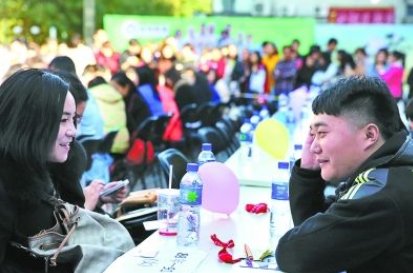 相亲被拒后小伙一顿“炮轰”，杭州姑娘怒了，他究竟说了什么？