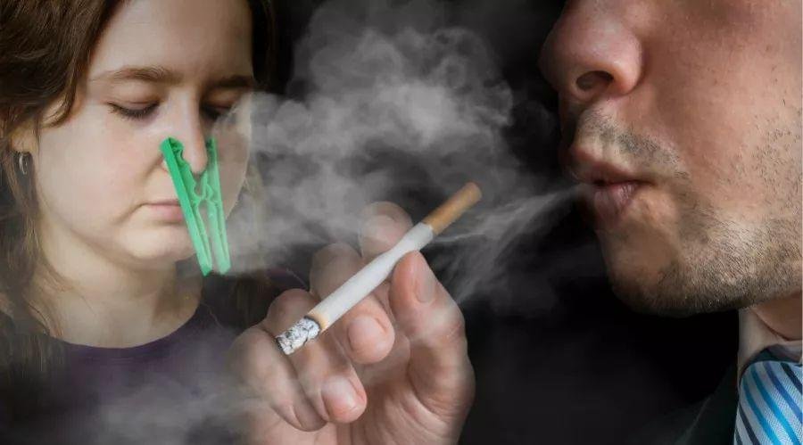 华晨宇在酒吧吸烟的照片被曝光，作为公众人物，此举带来了什么影响？