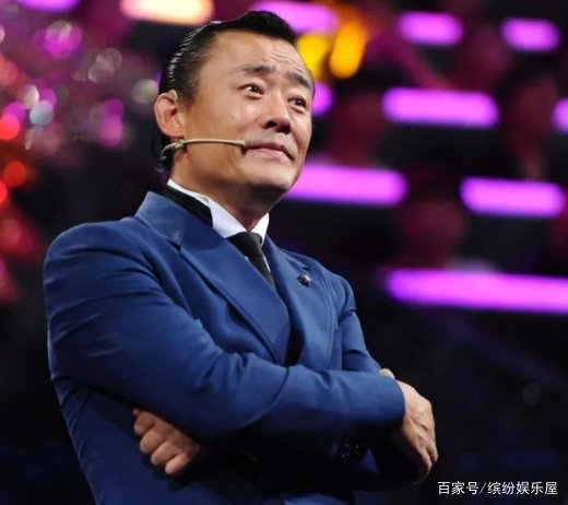 周立波沉寂多年后首次发声，做的第一件事就是吐槽自己的妻子，这是为何？