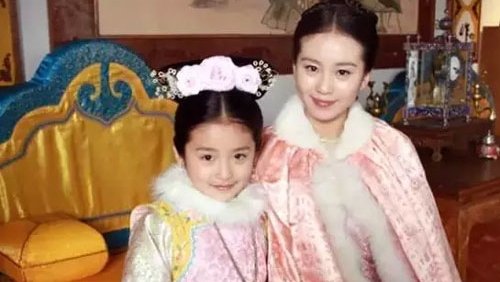 《步步惊心》:十三阿哥胤祥之女承欢历史原型,她是雍正帝最宠爱的养女吗?