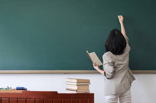 感谢教师的诗句和名言