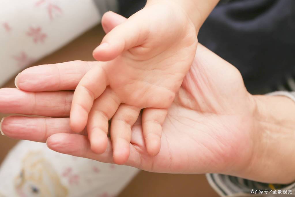 警方通报“河南男子29楼扔孩子”一案，嫌疑人将会面临什么处罚？