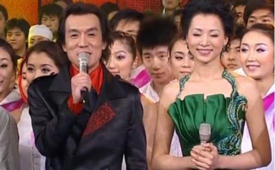 14年前，央视春晚的“黑色三分钟”，到底是怎么回事？